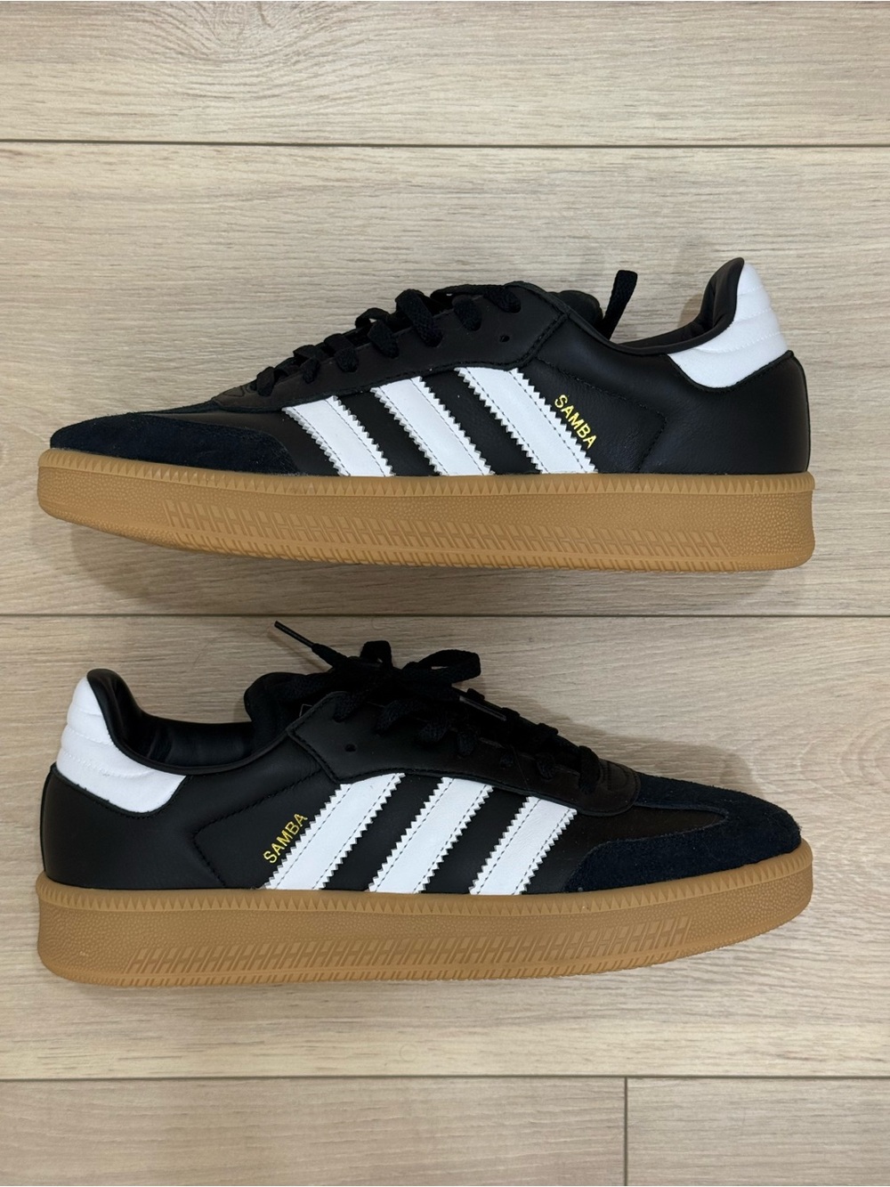NEW ADIDAS Samba Sneakers in Black, White & Gum